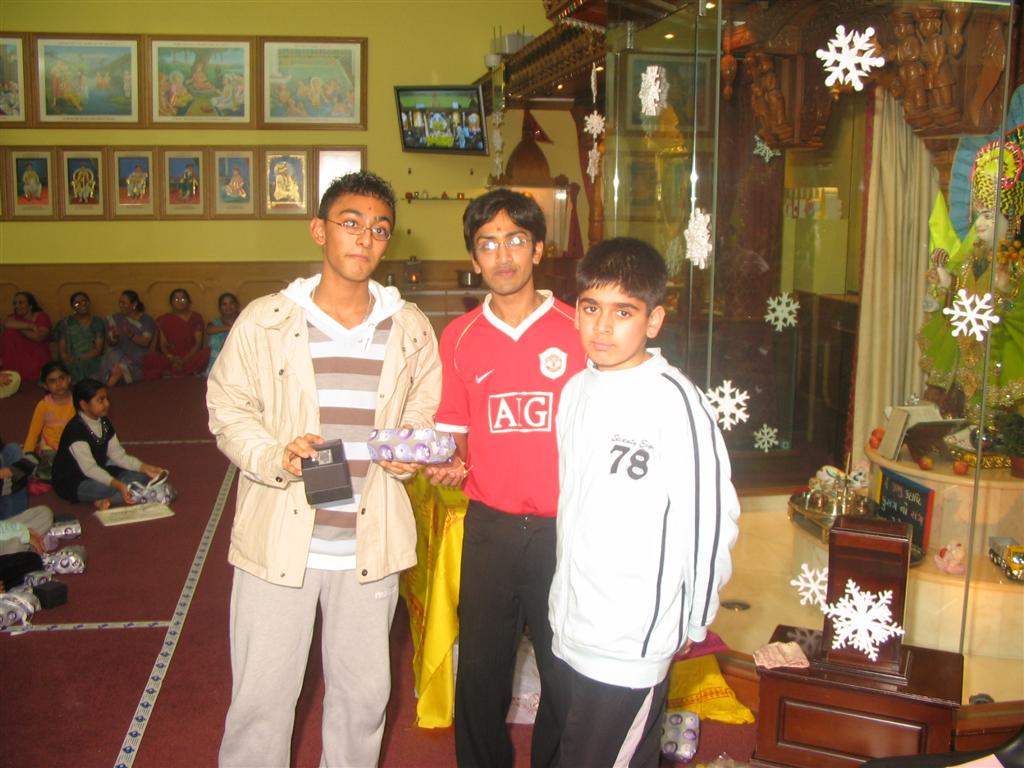 IMG 1855 - ©1987-2017 SKS Swaminarayan Temple East London