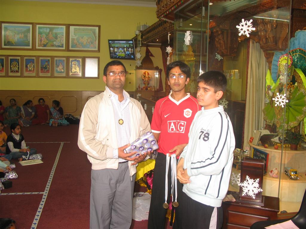 IMG 1857 - ©1987-2017 SKS Swaminarayan Temple East London