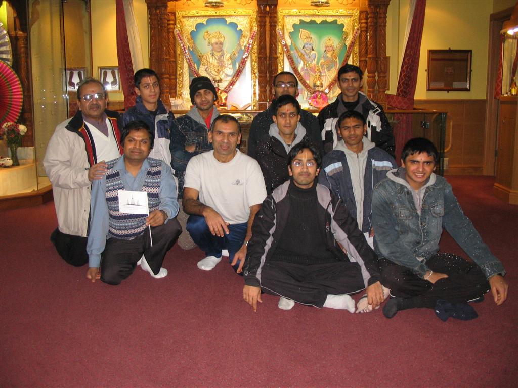 ©1987-2017 SKS Swaminarayan Temple East London