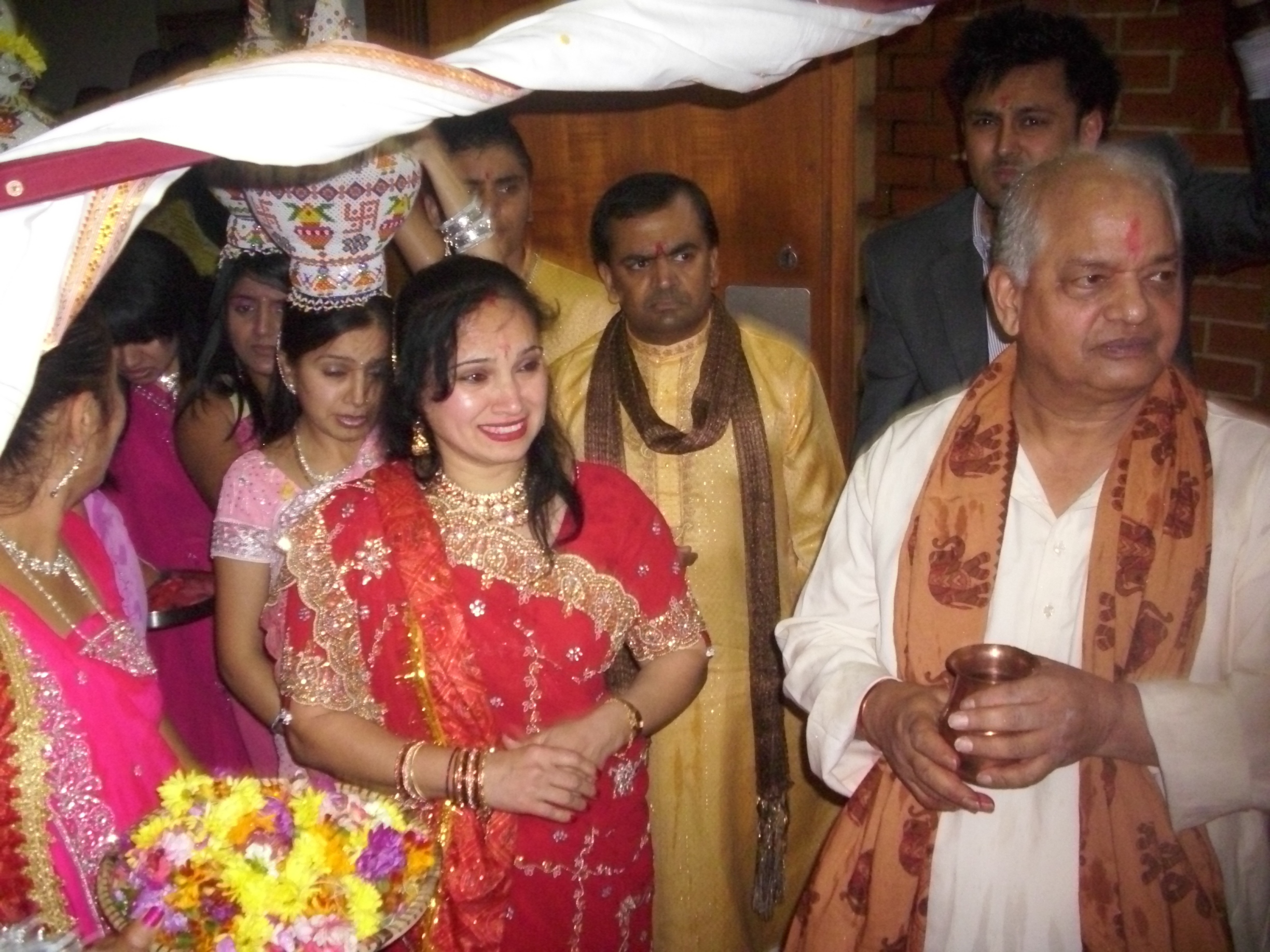 DSCI0010 - ©1987-2017 SKS Swaminarayan Temple East London