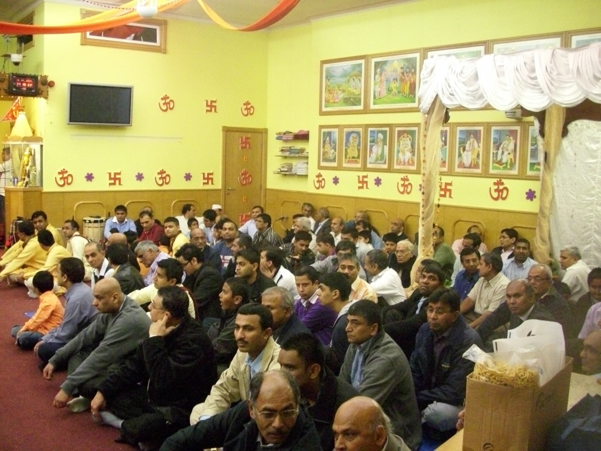 DSCI0026 - ©1987-2017 SKS Swaminarayan Temple East London