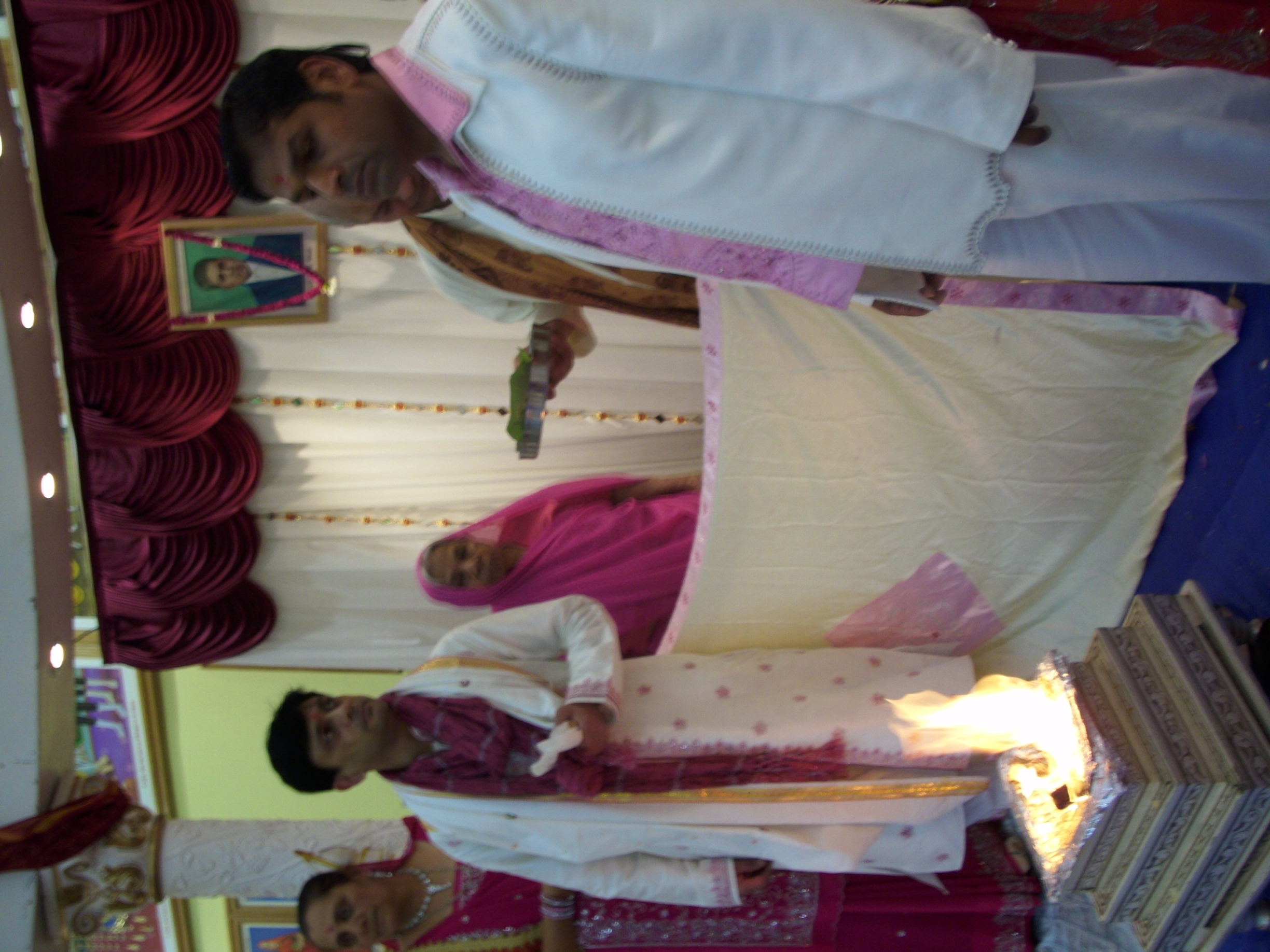 DSCI0095 - ©1987-2017 SKS Swaminarayan Temple East London