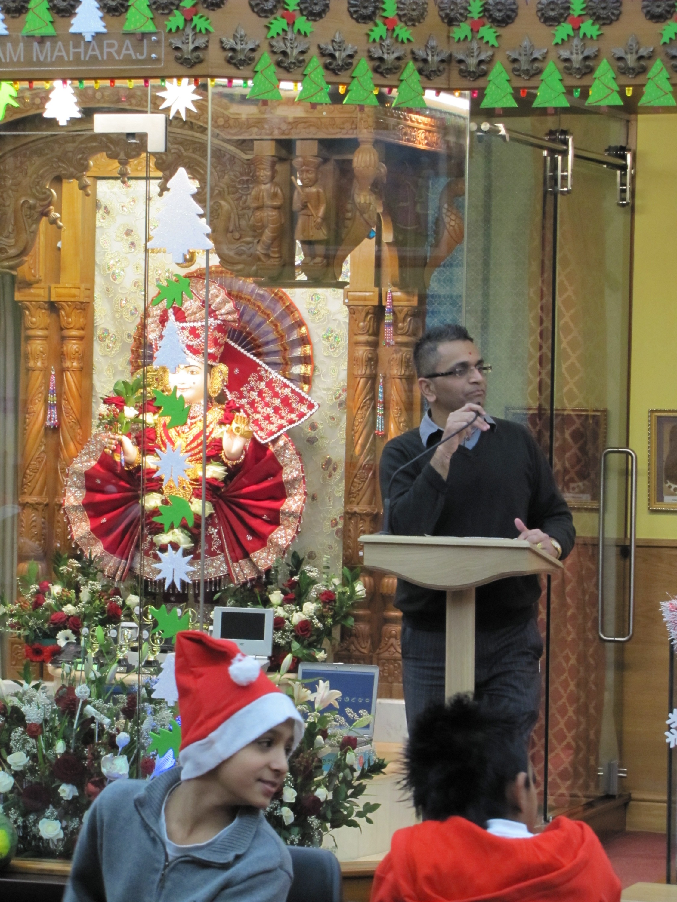 ©1987-2017 SKS Swaminarayan Temple East London