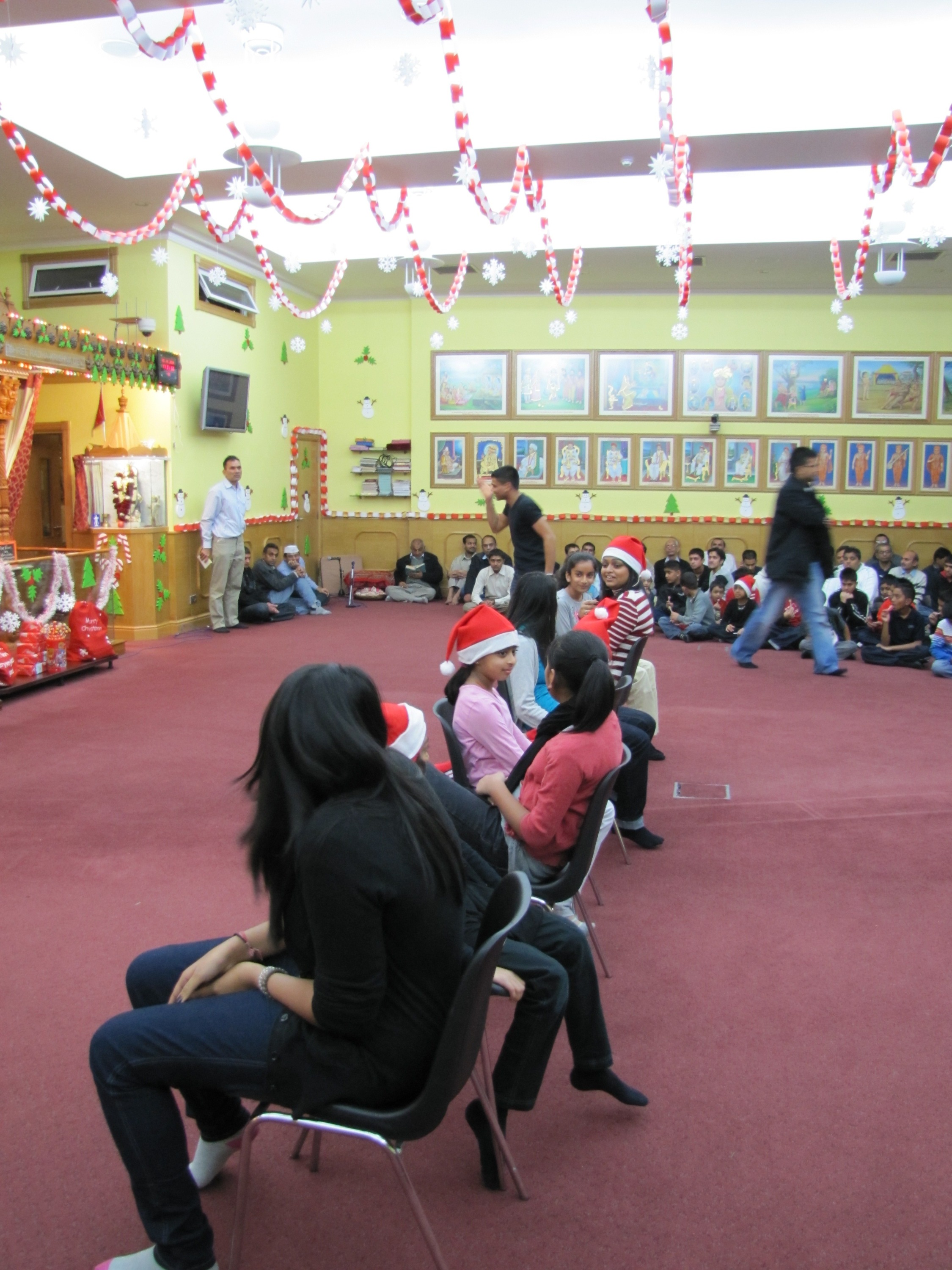 ©1987-2017 SKS Swaminarayan Temple East London