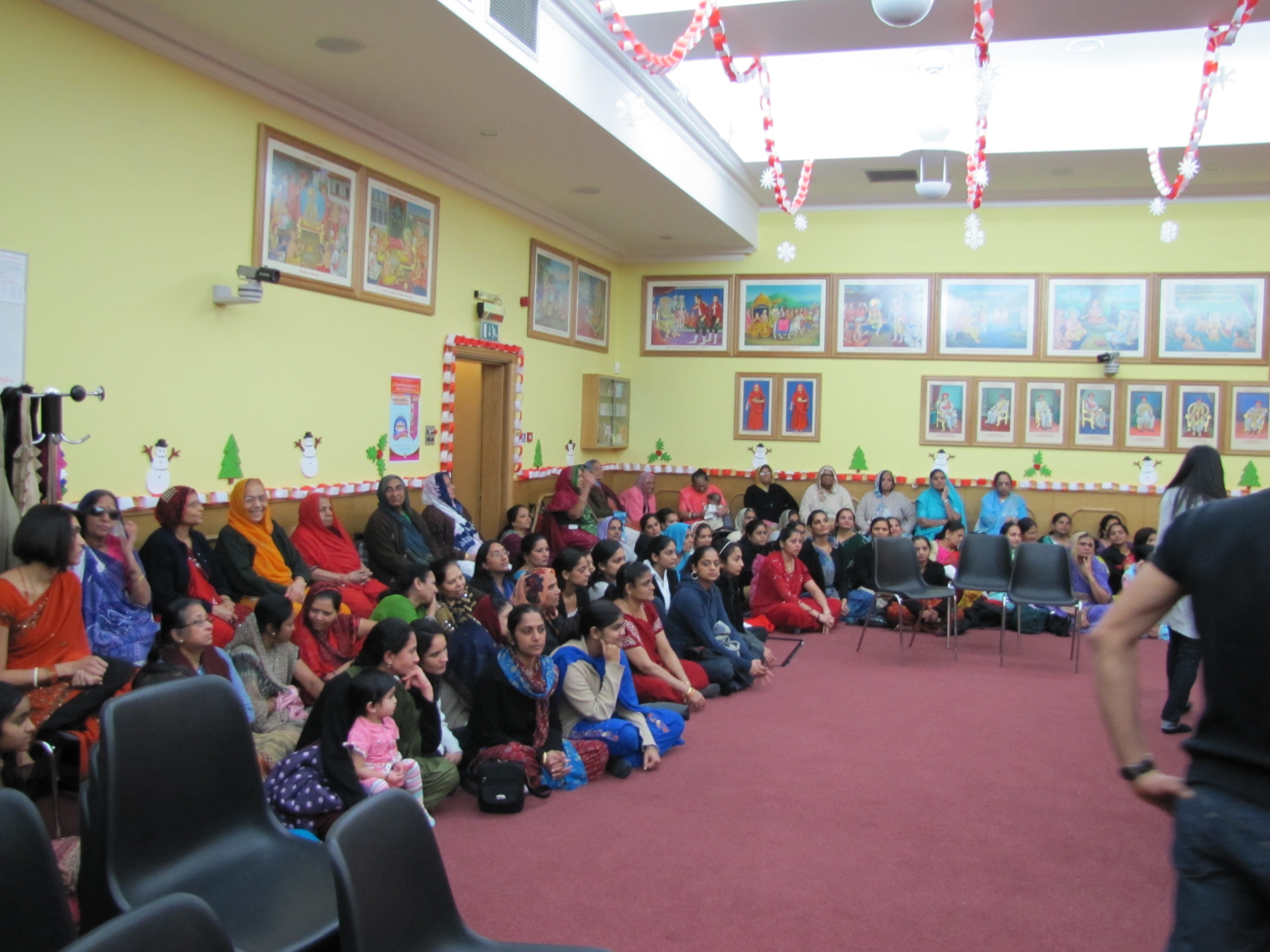 ©1987-2017 SKS Swaminarayan Temple East London