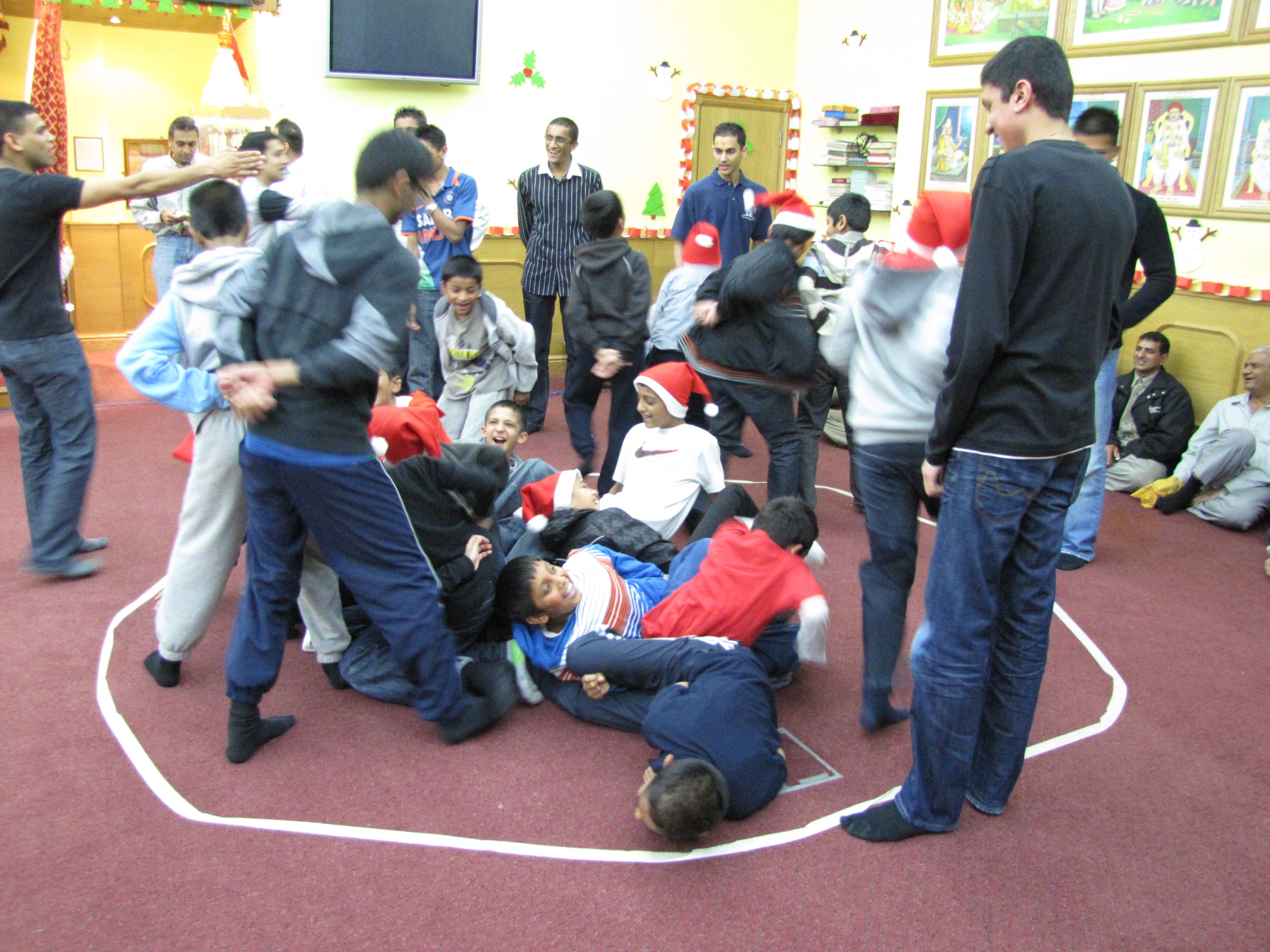 ©1987-2017 SKS Swaminarayan Temple East London