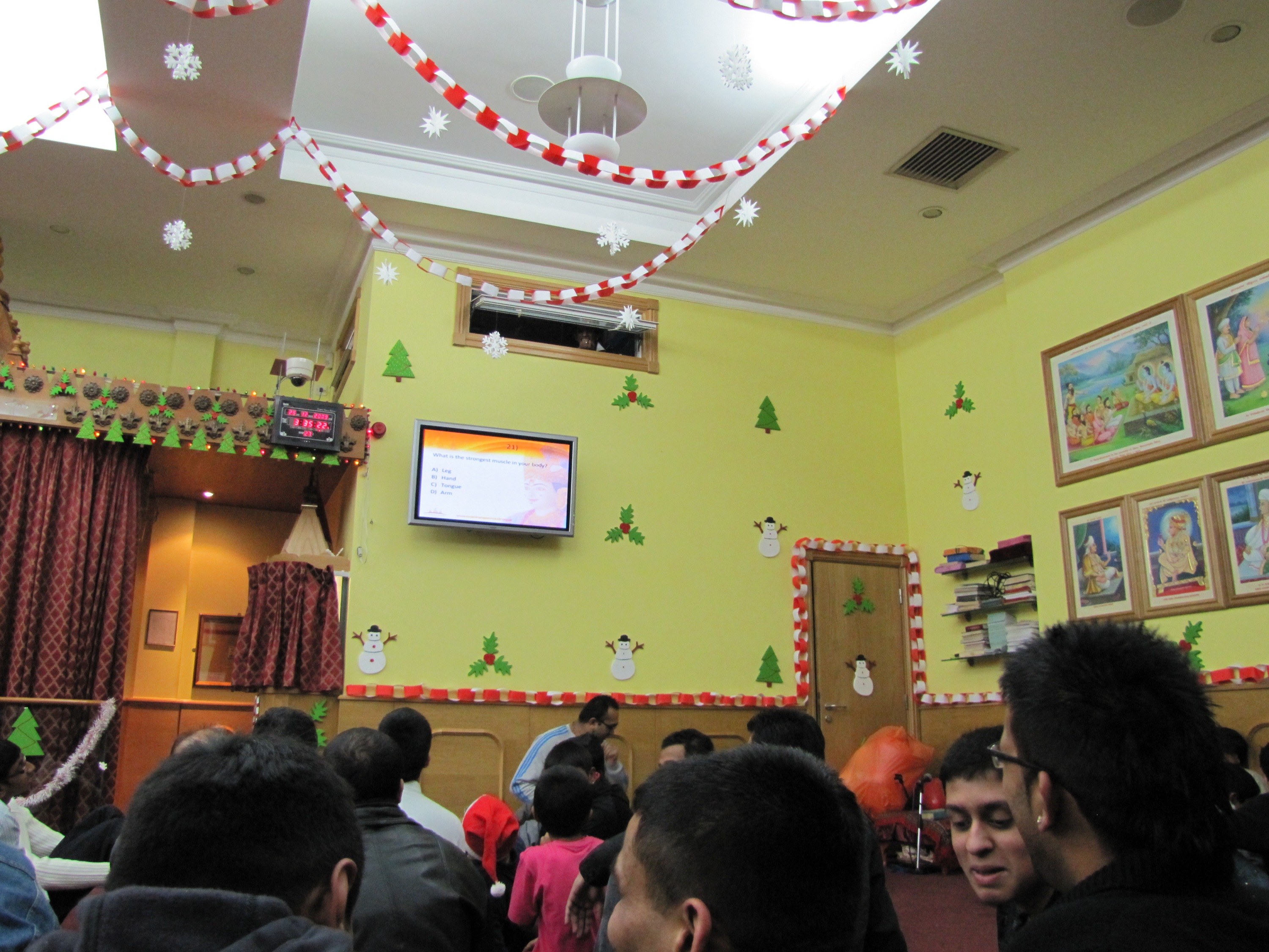 ©1987-2017 SKS Swaminarayan Temple East London