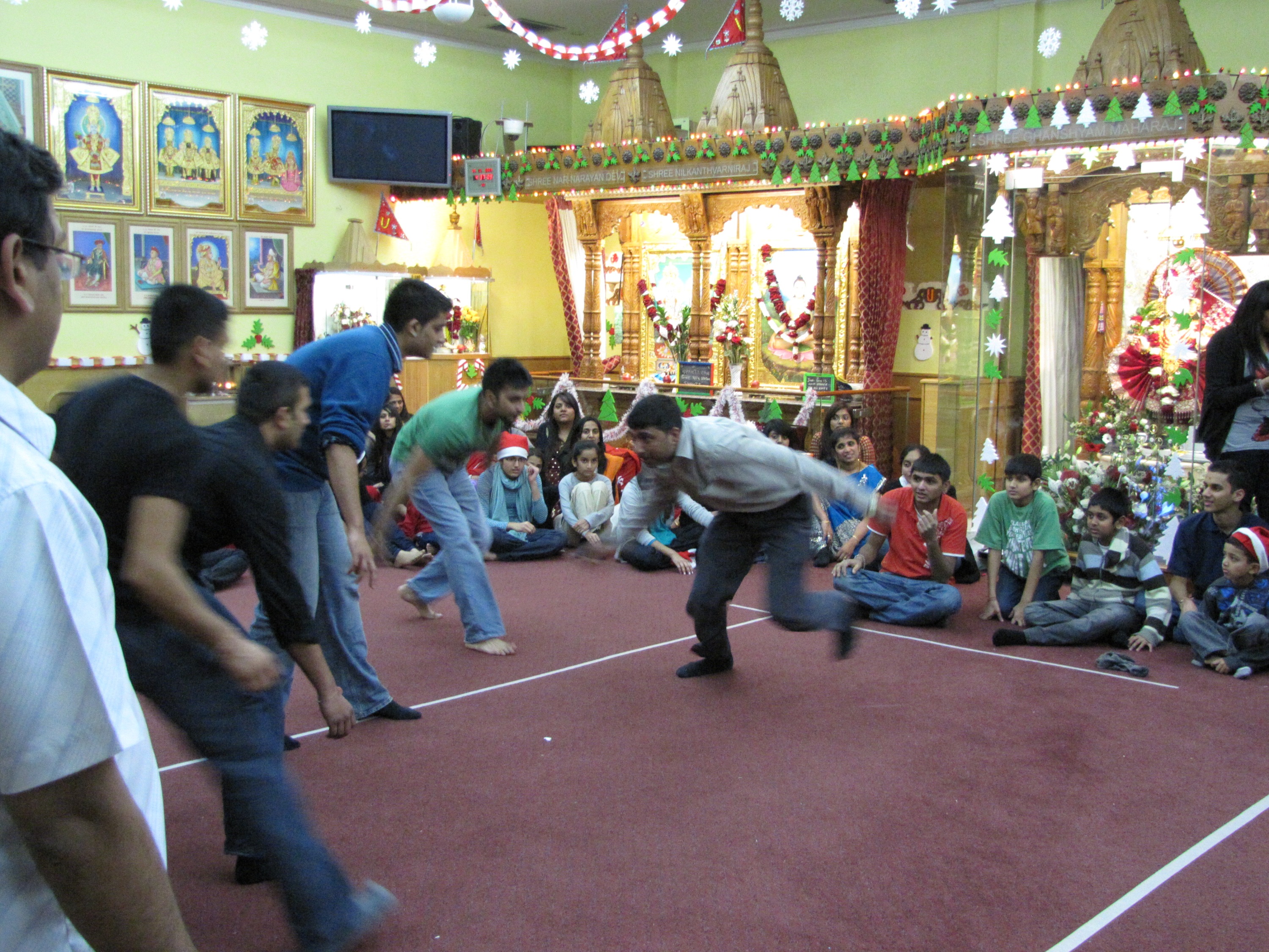 ©1987-2017 SKS Swaminarayan Temple East London