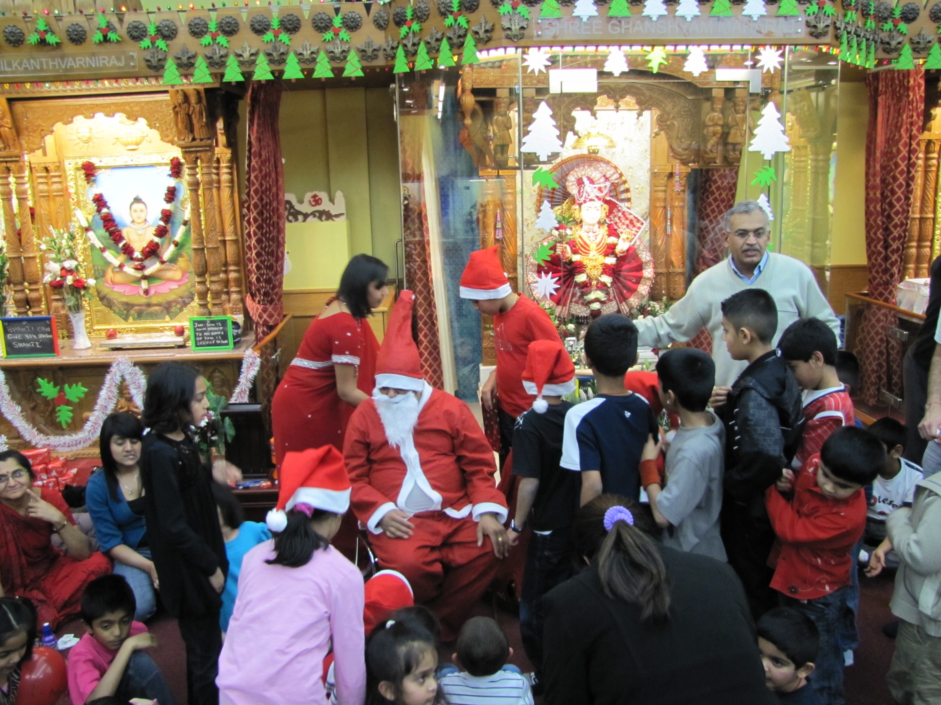 ©1987-2017 SKS Swaminarayan Temple East London