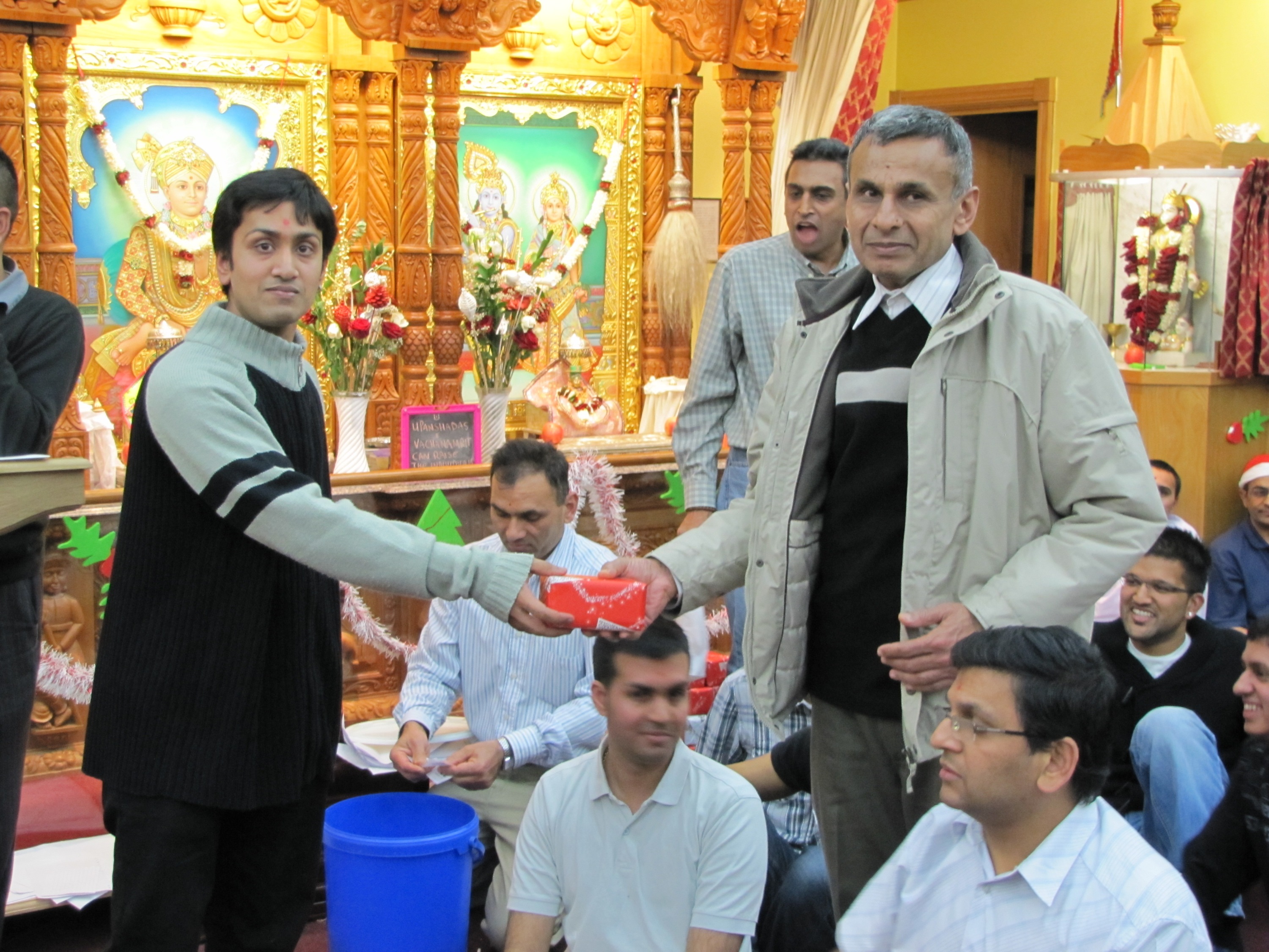 ©1987-2017 SKS Swaminarayan Temple East London