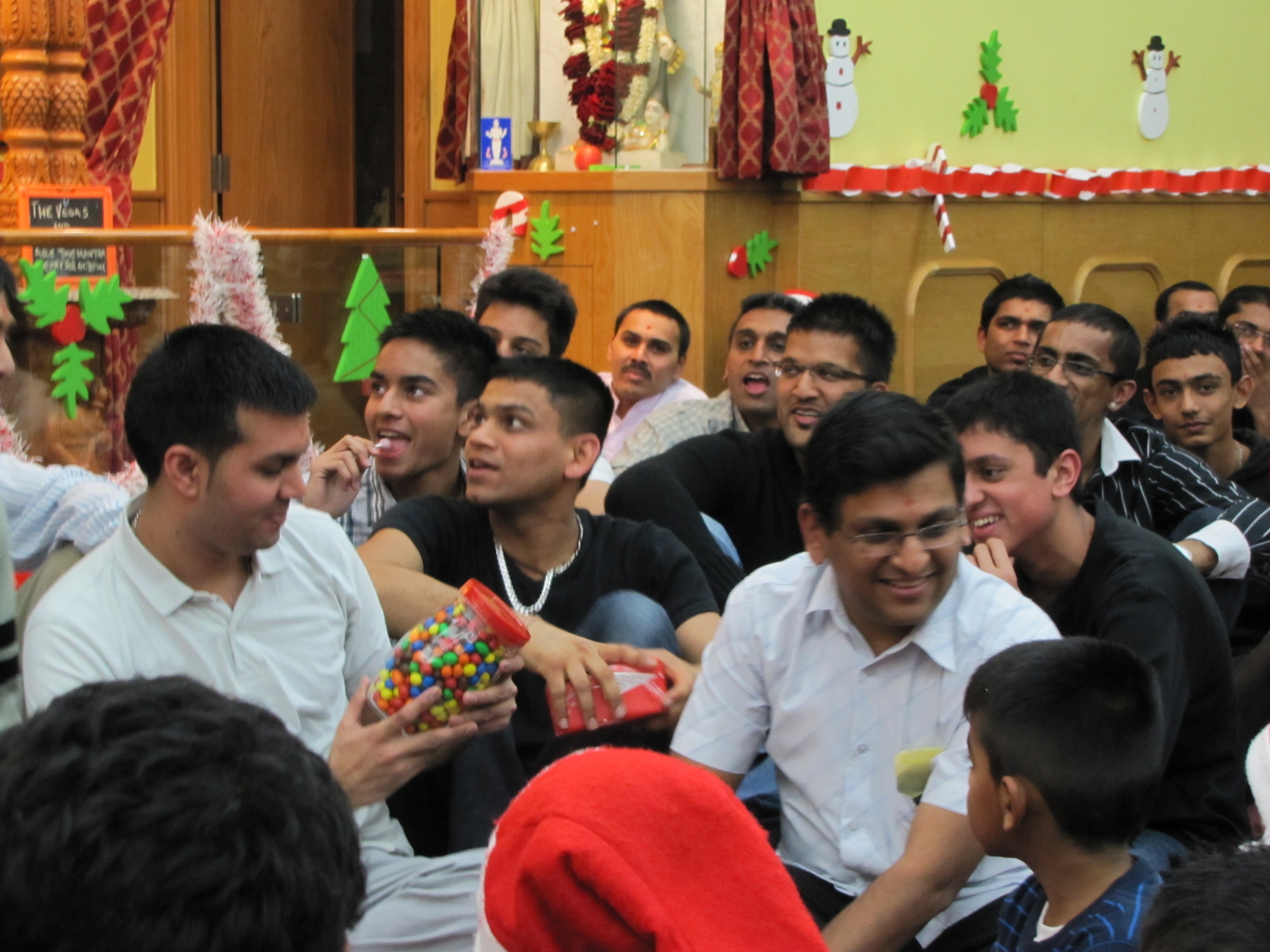 ©1987-2017 SKS Swaminarayan Temple East London