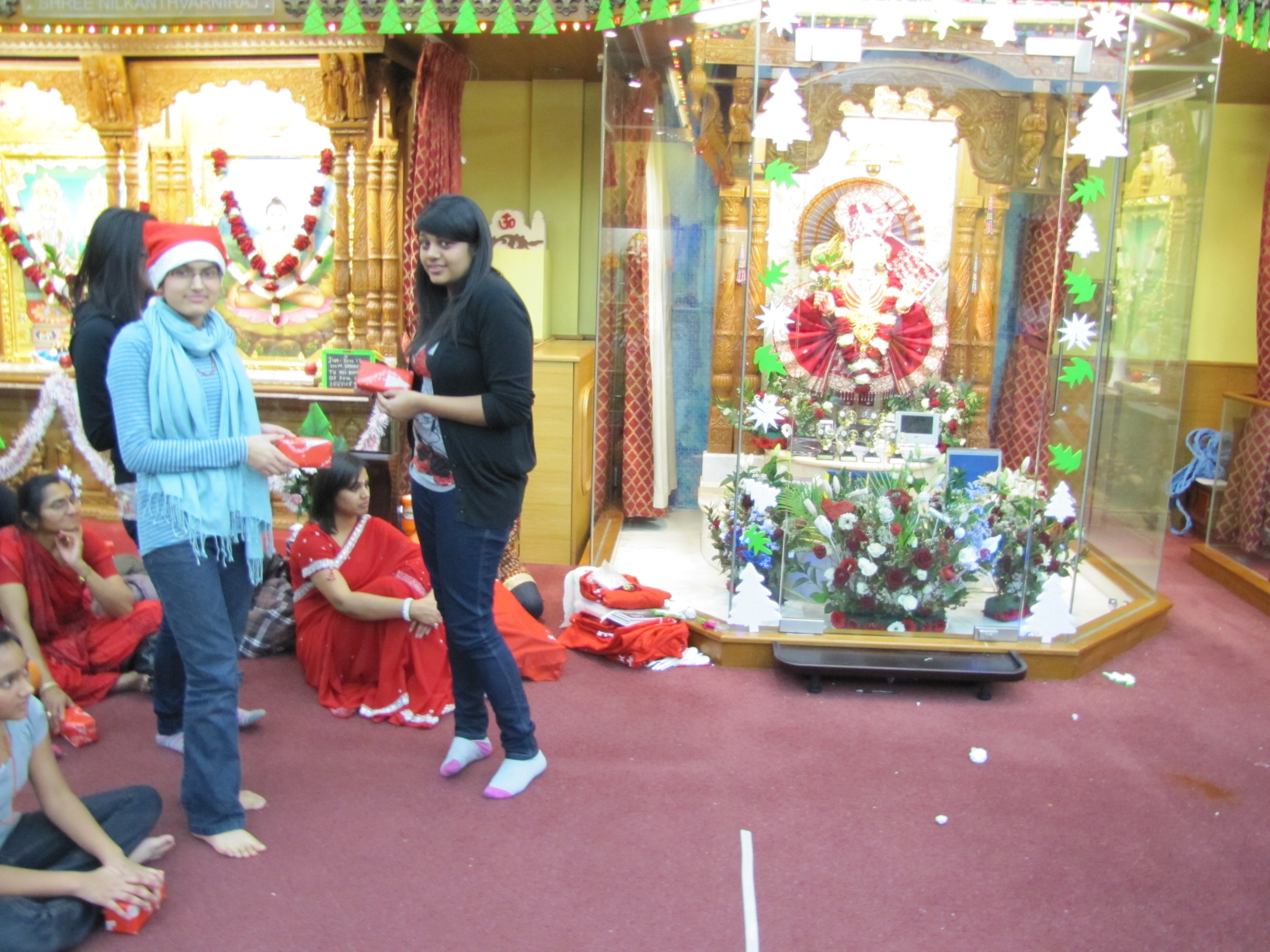 ©1987-2017 SKS Swaminarayan Temple East London