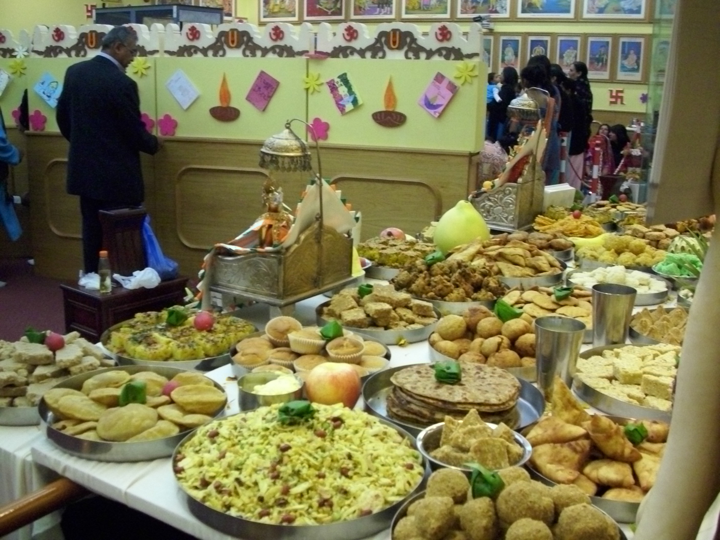 ©1987-2017 SKS Swaminarayan Temple East London