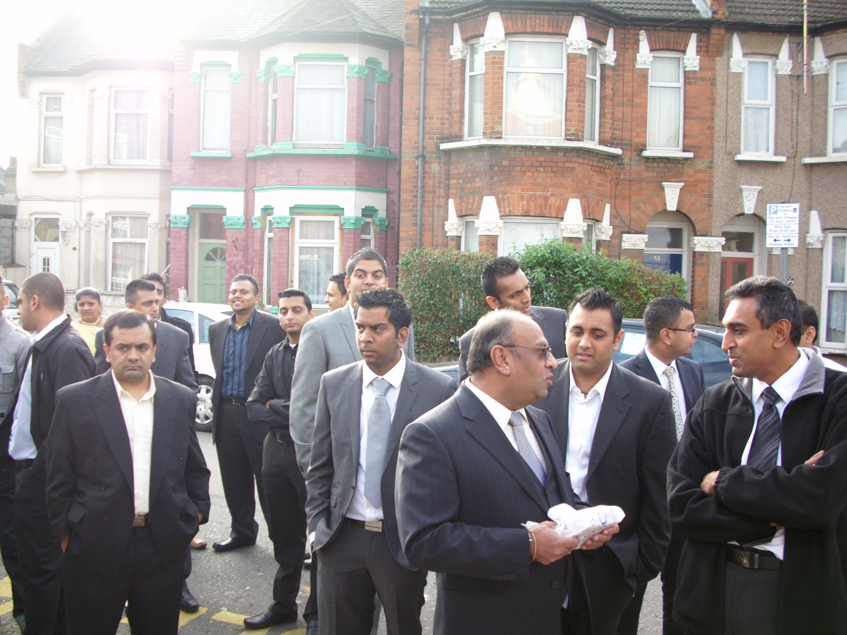 ©1987-2017 SKS Swaminarayan Temple East London