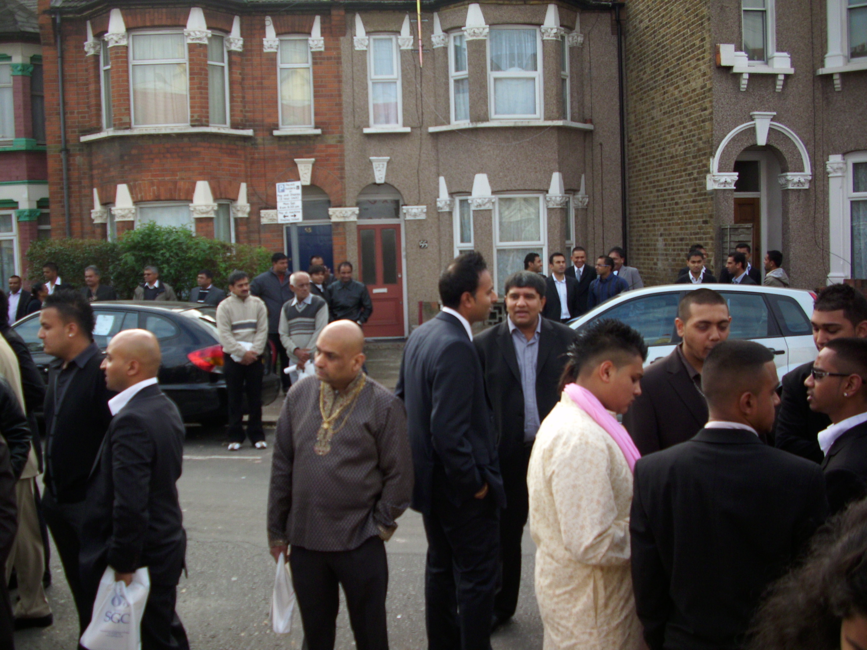 ©1987-2017 SKS Swaminarayan Temple East London