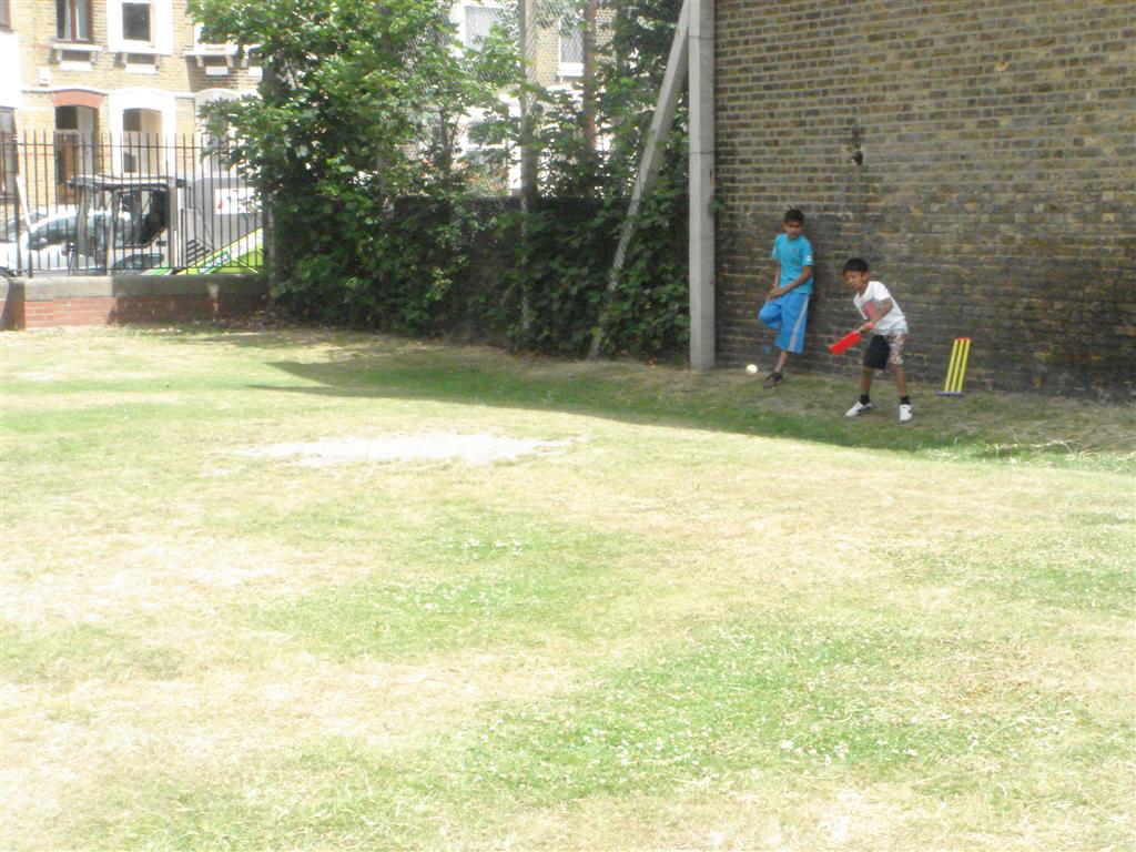 ©1987-2017 SKS Swaminarayan Temple East London
