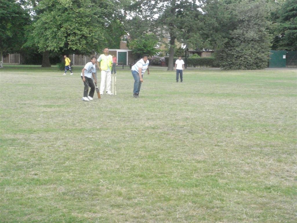 ©1987-2017 SKS Swaminarayan Temple East London