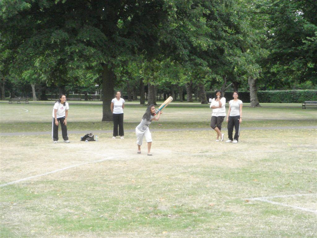 ©1987-2017 SKS Swaminarayan Temple East London