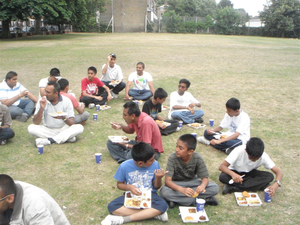 ©1987-2017 SKS Swaminarayan Temple East London