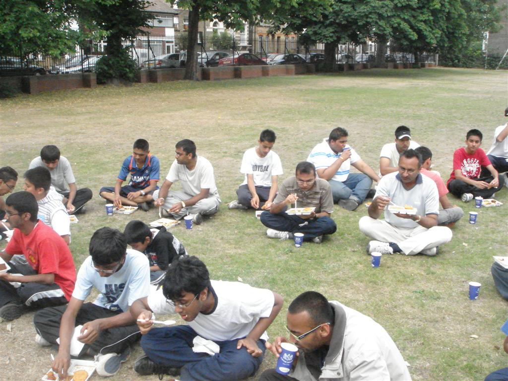 ©1987-2017 SKS Swaminarayan Temple East London