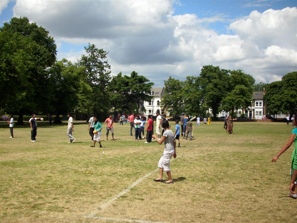 DSCI0066 - ©1987-2017 SKS Swaminarayan Temple East London