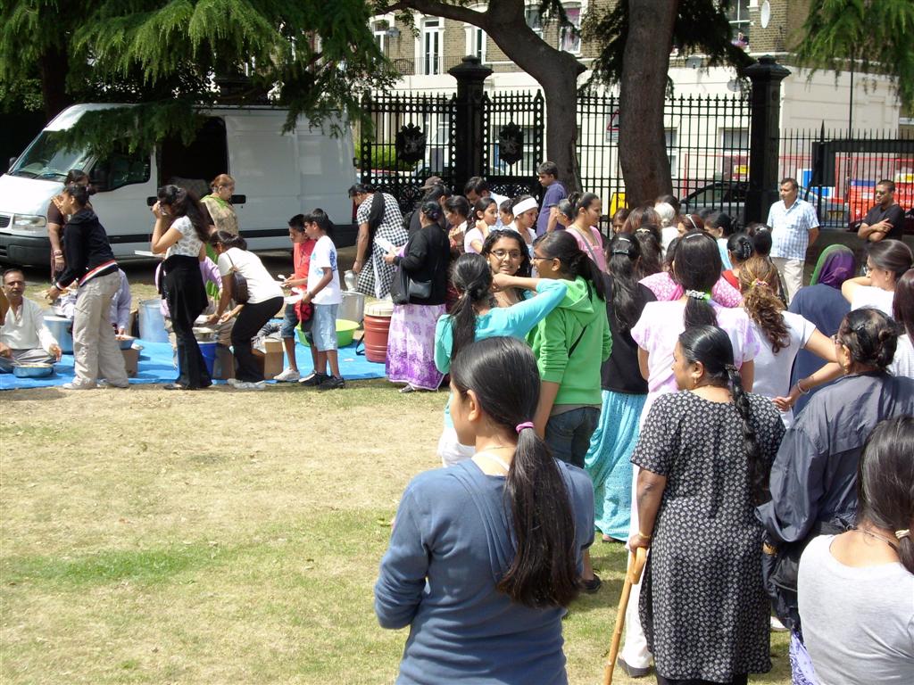 DSCI0070 - ©1987-2017 SKS Swaminarayan Temple East London