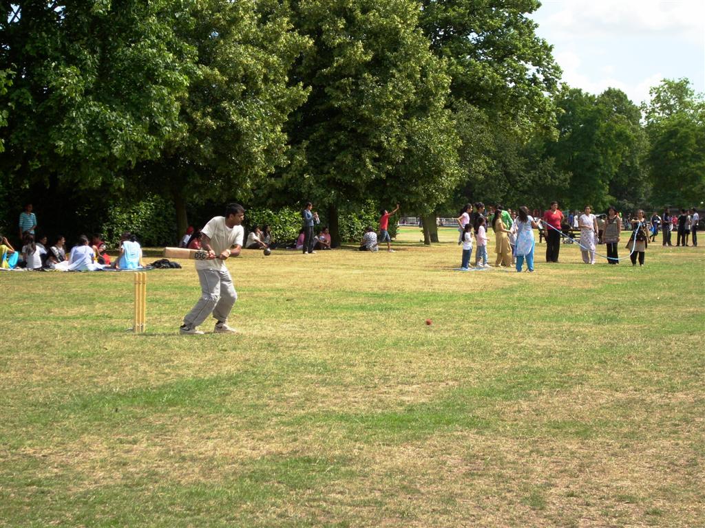 DSCI0099 - ©1987-2017 SKS Swaminarayan Temple East London