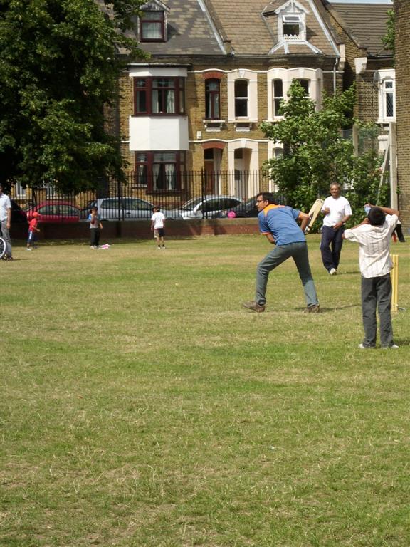 DSCI0110 - ©1987-2017 SKS Swaminarayan Temple East London