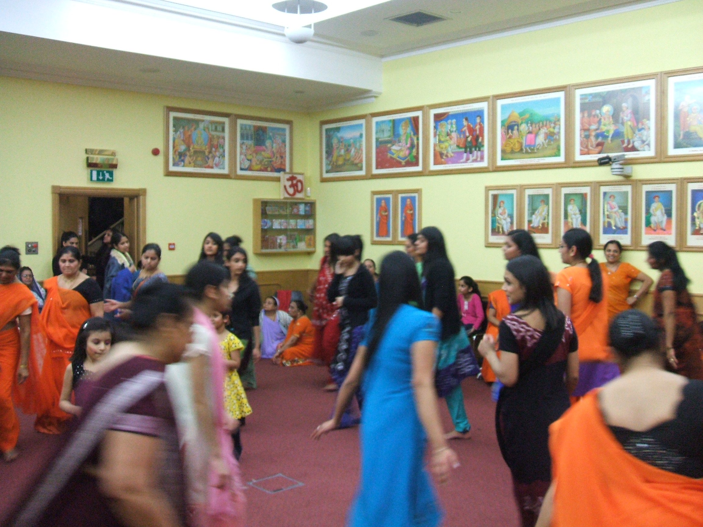 ©1987-2017 SKS Swaminarayan Temple East London