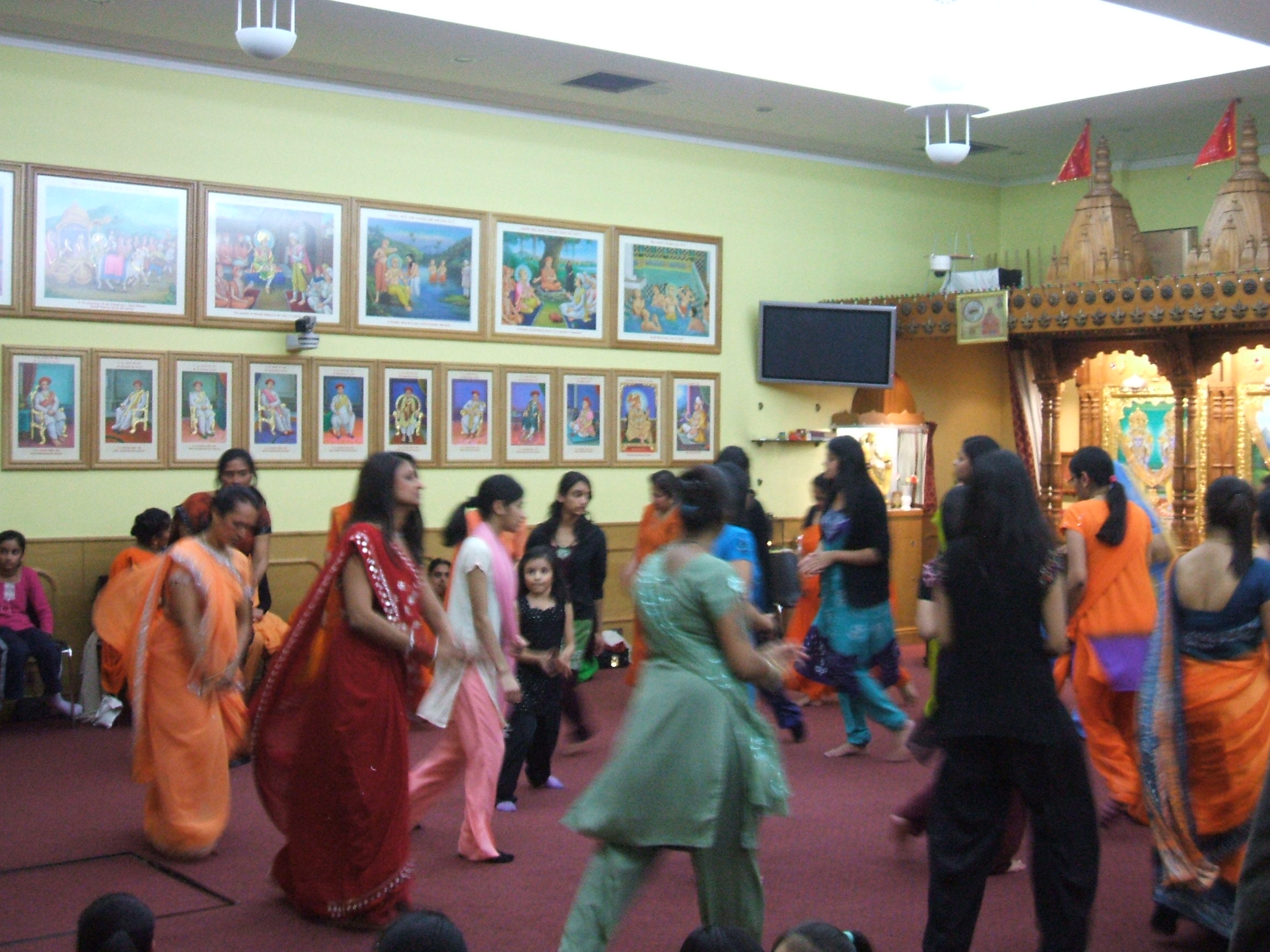 ©1987-2017 SKS Swaminarayan Temple East London