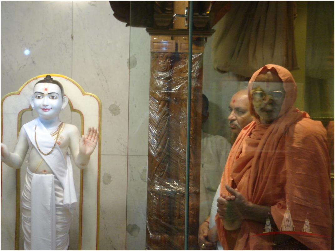 ©1987-2017 SKS Swaminarayan Temple East London