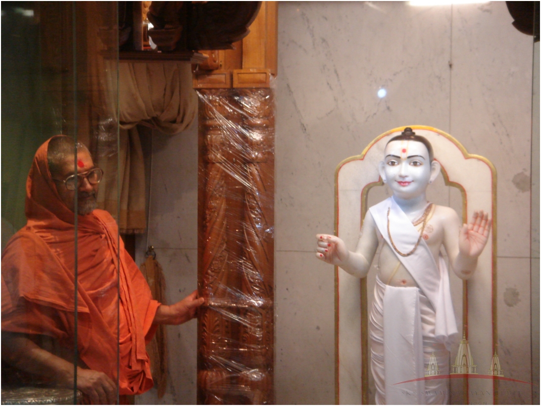 ©1987-2017 SKS Swaminarayan Temple East London