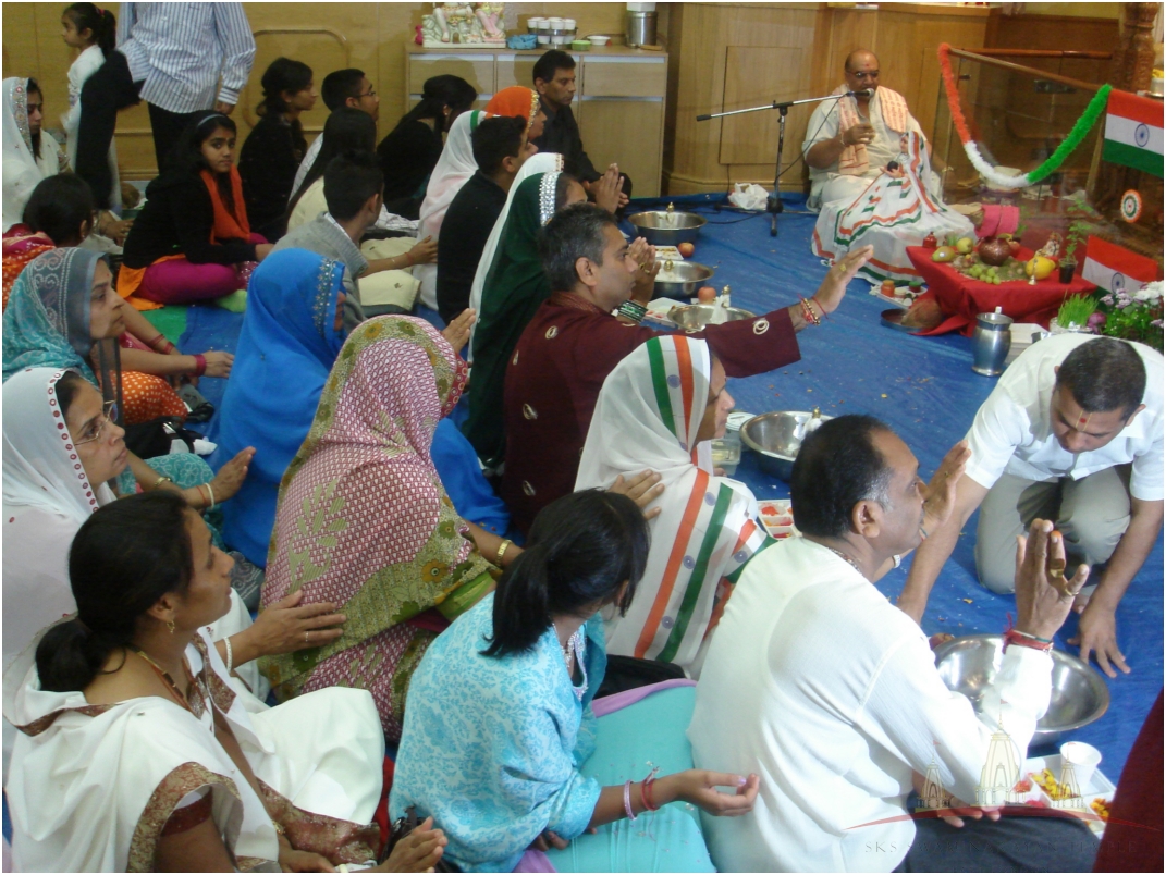 ©1987-2017 SKS Swaminarayan Temple East London