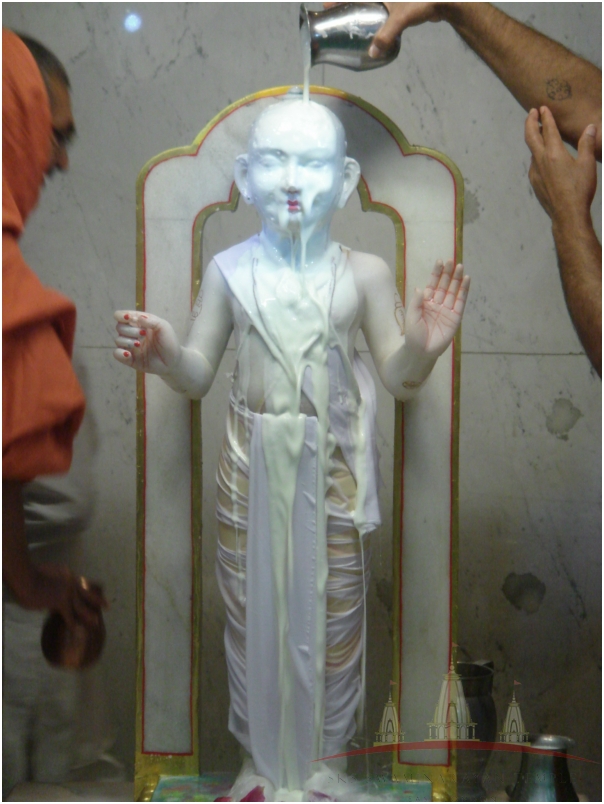 DSC04277 - ©1987-2017 SKS Swaminarayan Temple East London