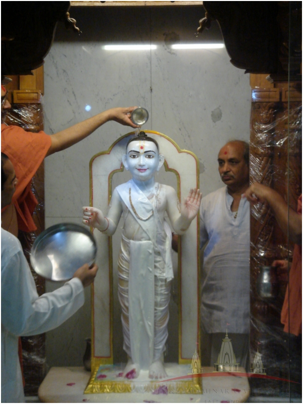 DSC04298 - ©1987-2017 SKS Swaminarayan Temple East London