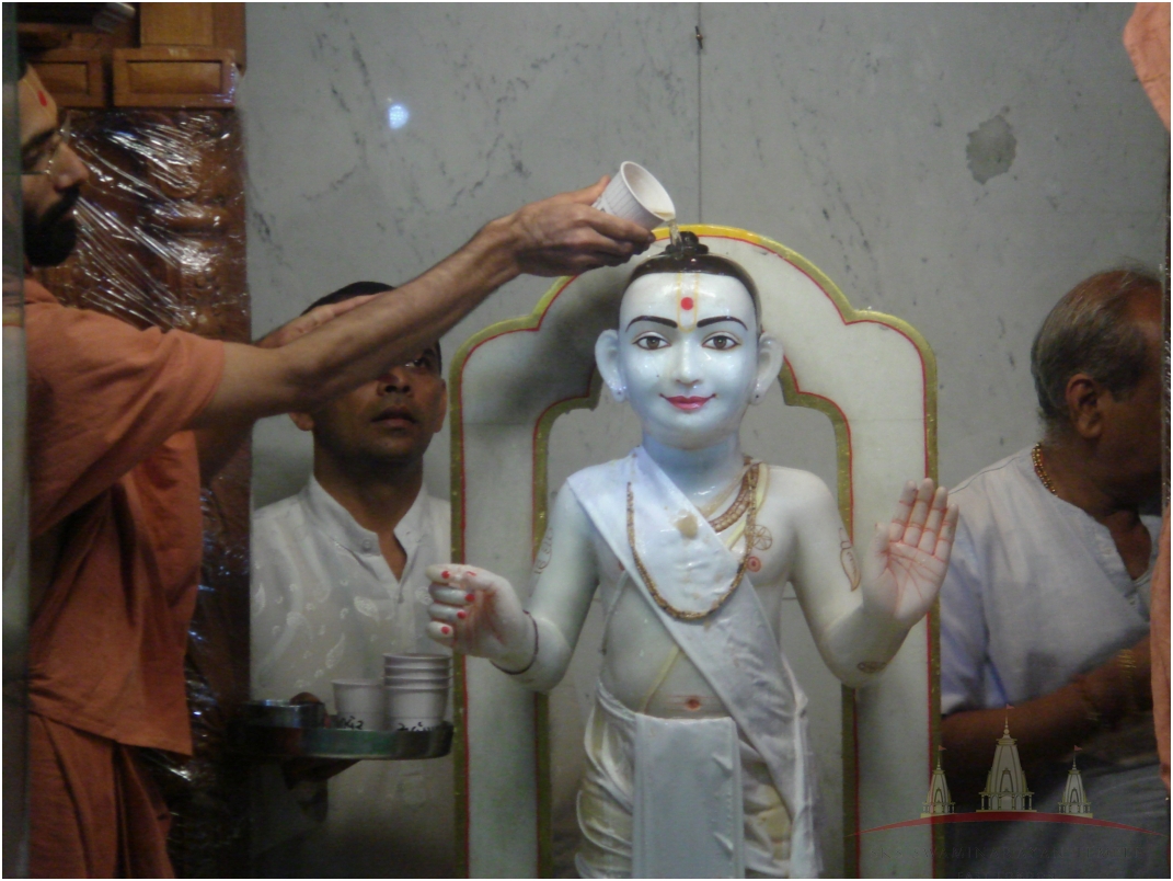 DSC04344 - ©1987-2017 SKS Swaminarayan Temple East London