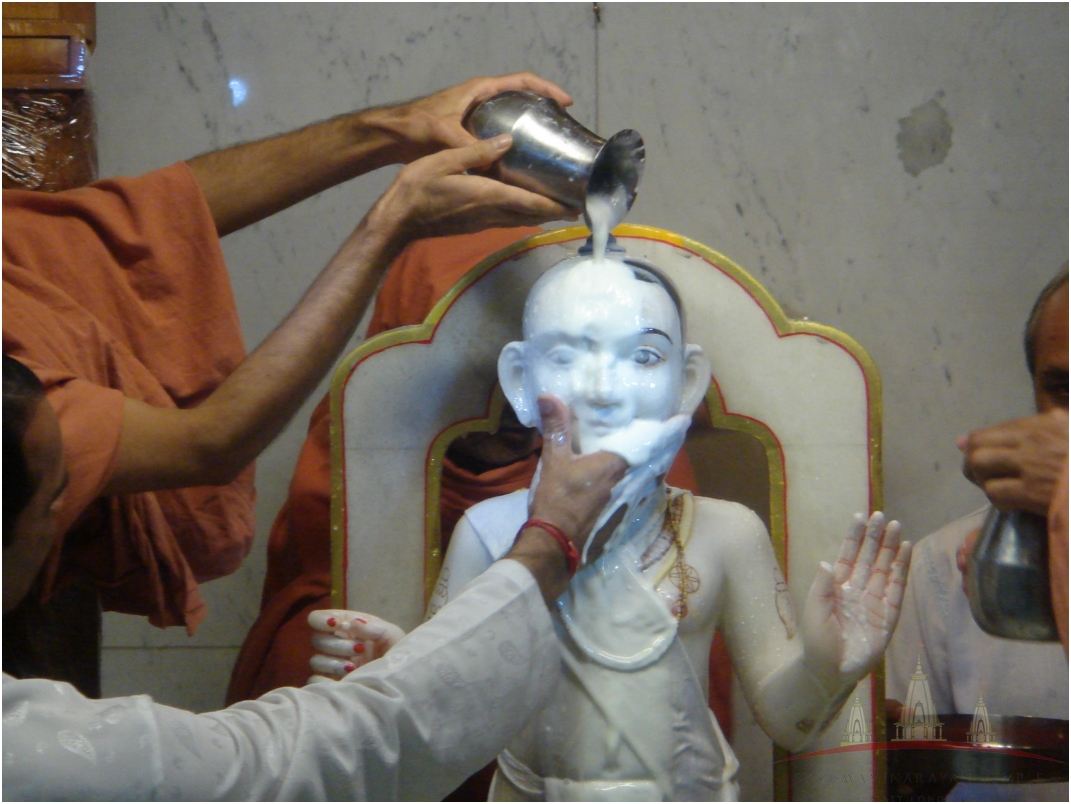 DSC04362 - ©1987-2017 SKS Swaminarayan Temple East London