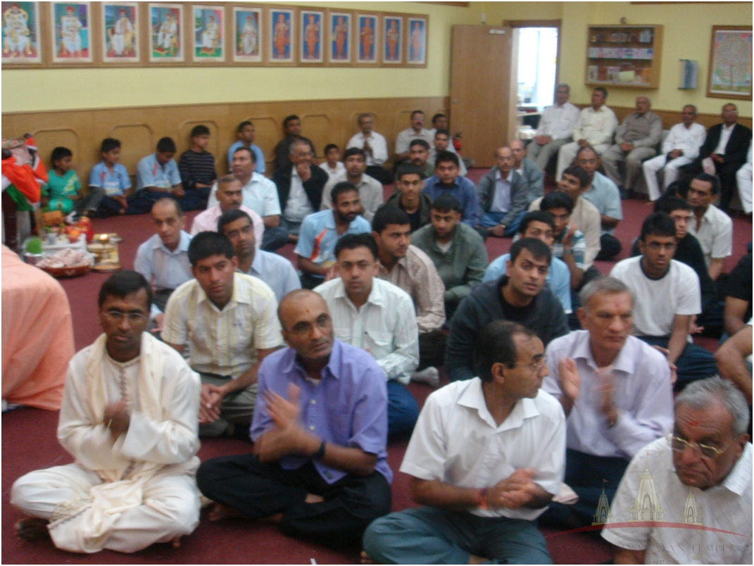©1987-2017 SKS Swaminarayan Temple East London
