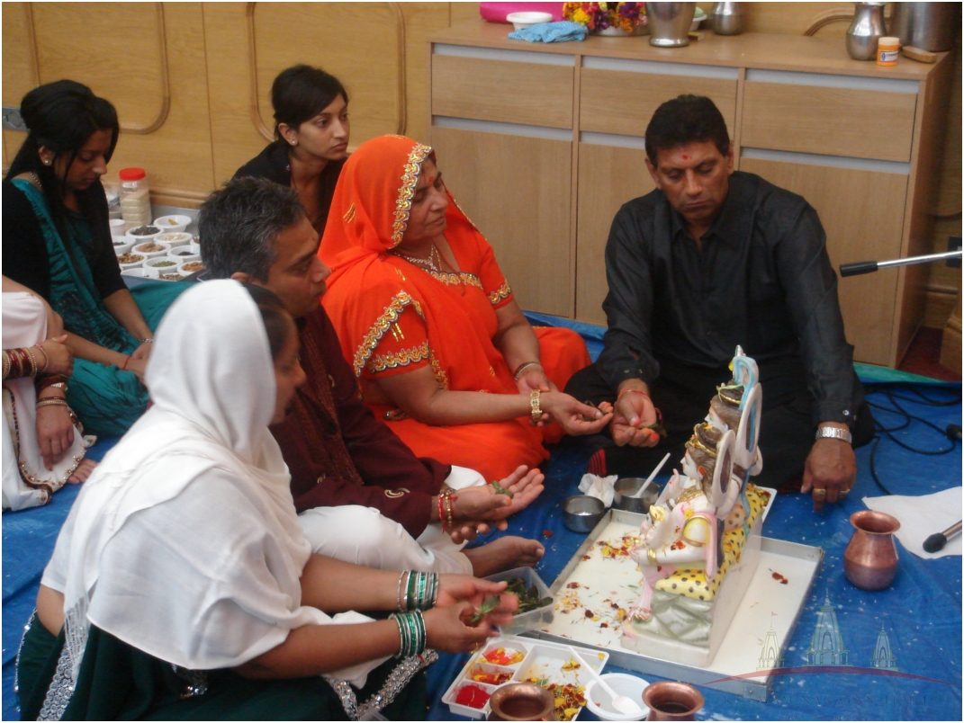 DSC04427 - ©1987-2017 SKS Swaminarayan Temple East London