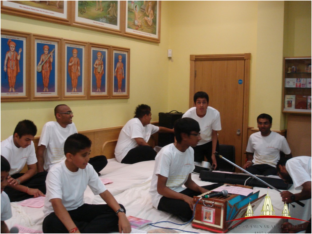 ©1987-2017 SKS Swaminarayan Temple East London