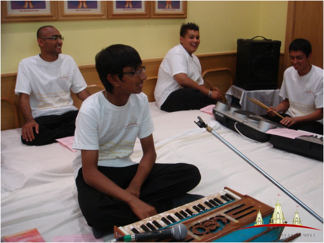 ©1987-2017 SKS Swaminarayan Temple East London