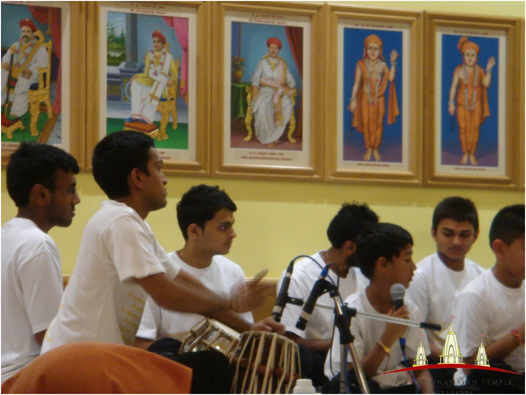 ©1987-2017 SKS Swaminarayan Temple East London