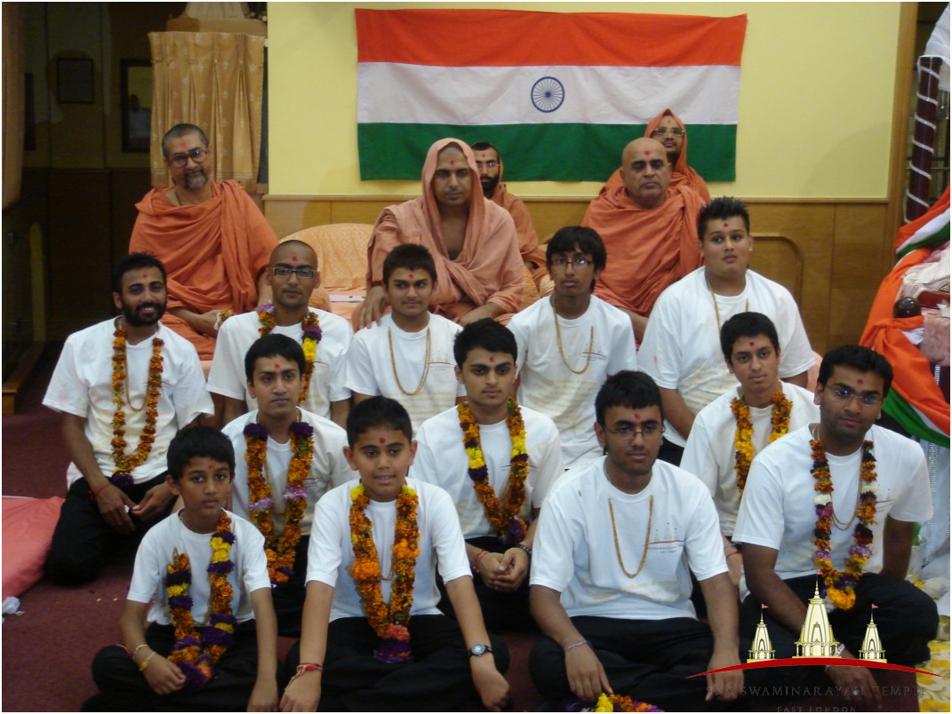 ©1987-2017 SKS Swaminarayan Temple East London