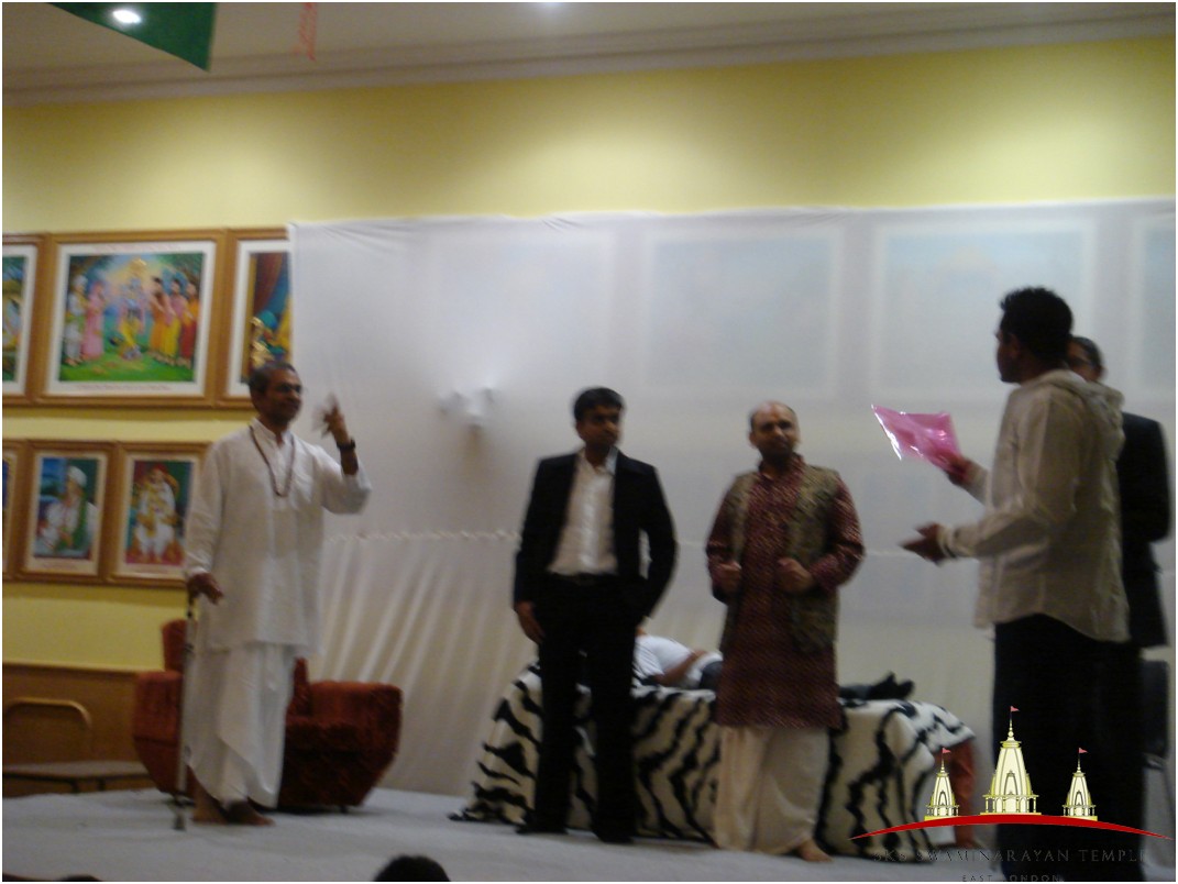 DSC04132 - ©1987-2017 SKS Swaminarayan Temple East London