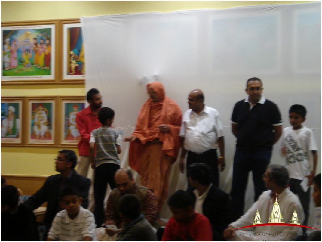 ©1987-2017 SKS Swaminarayan Temple East London