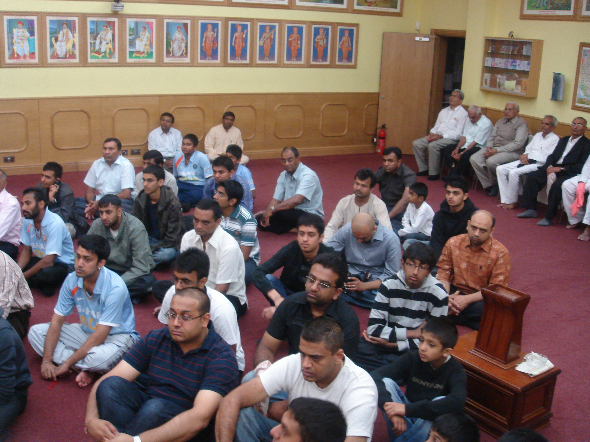 ©1987-2017 SKS Swaminarayan Temple East London