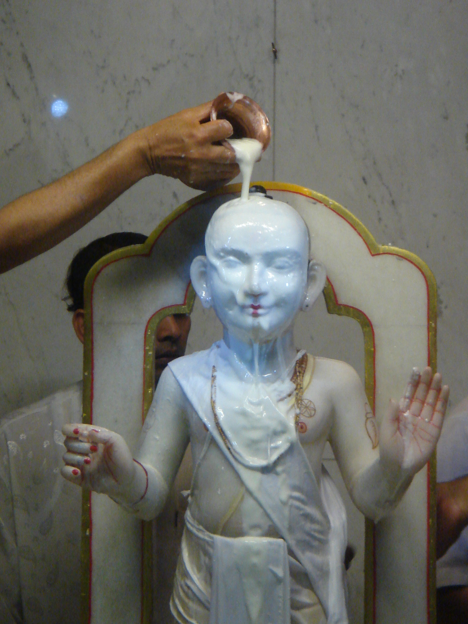 ©1987-2017 SKS Swaminarayan Temple East London