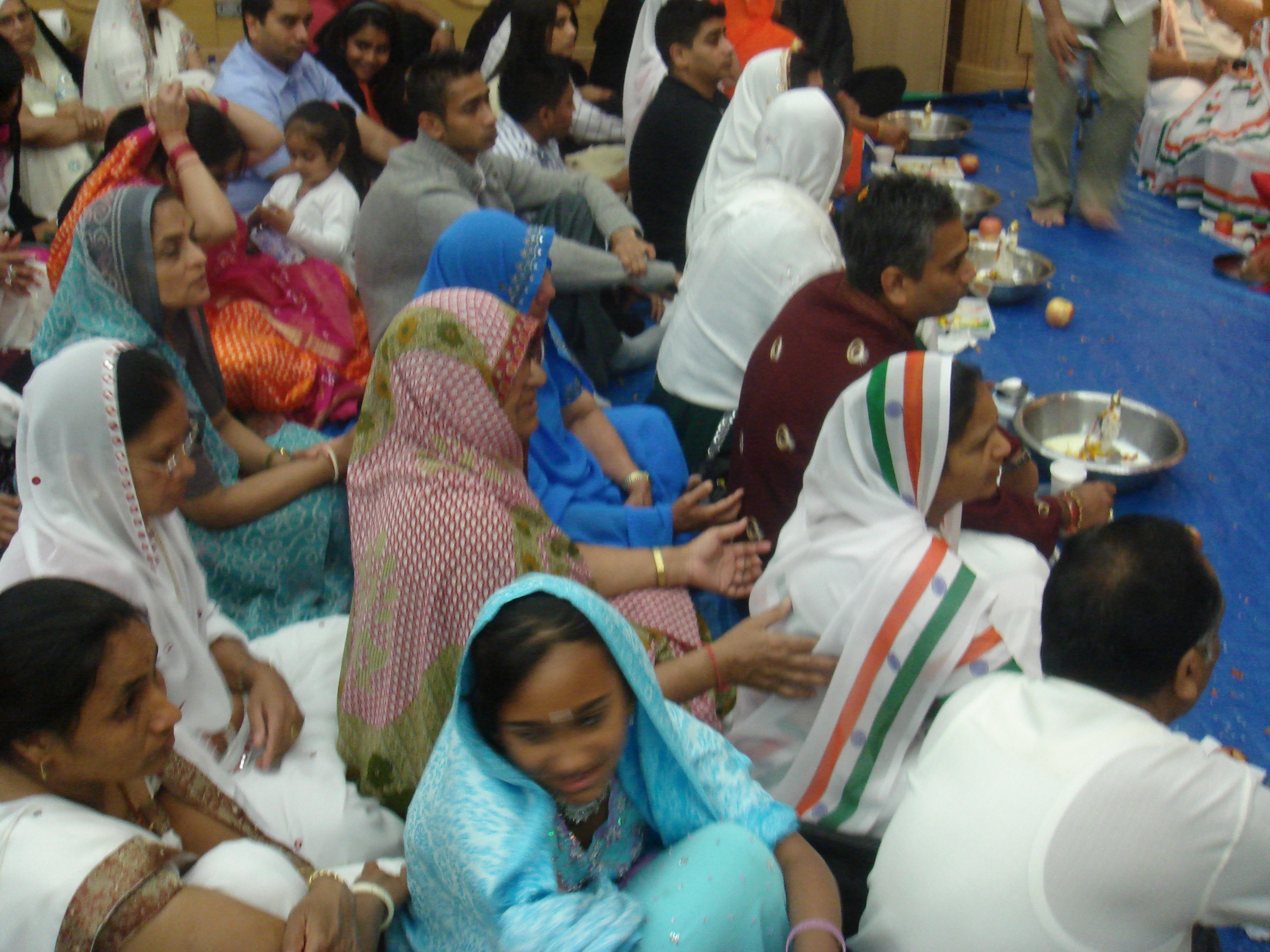 ©1987-2017 SKS Swaminarayan Temple East London