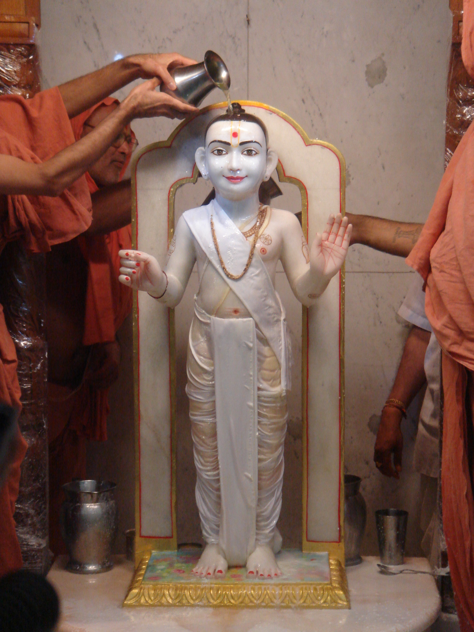 ©1987-2017 SKS Swaminarayan Temple East London