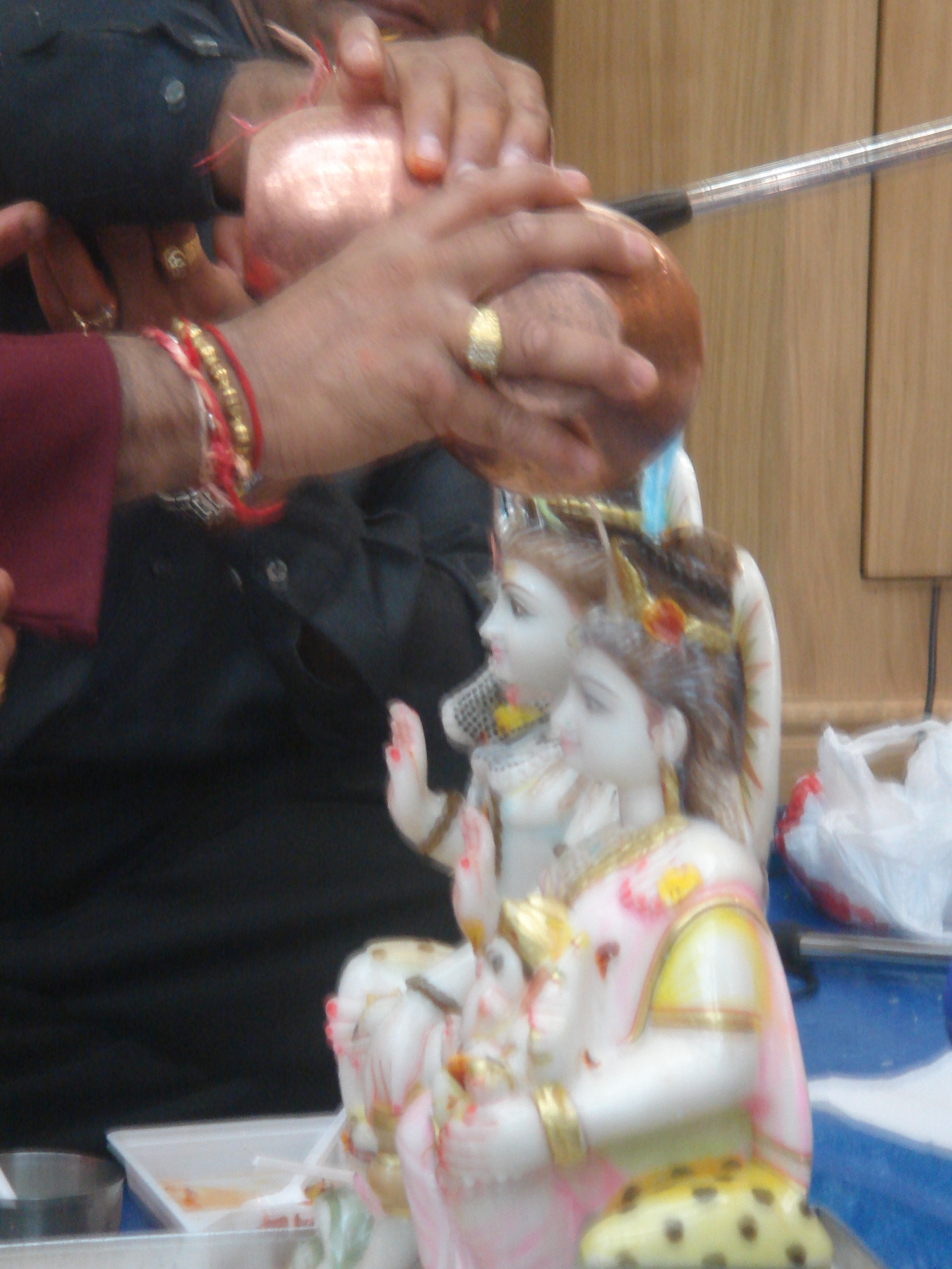 ©1987-2017 SKS Swaminarayan Temple East London